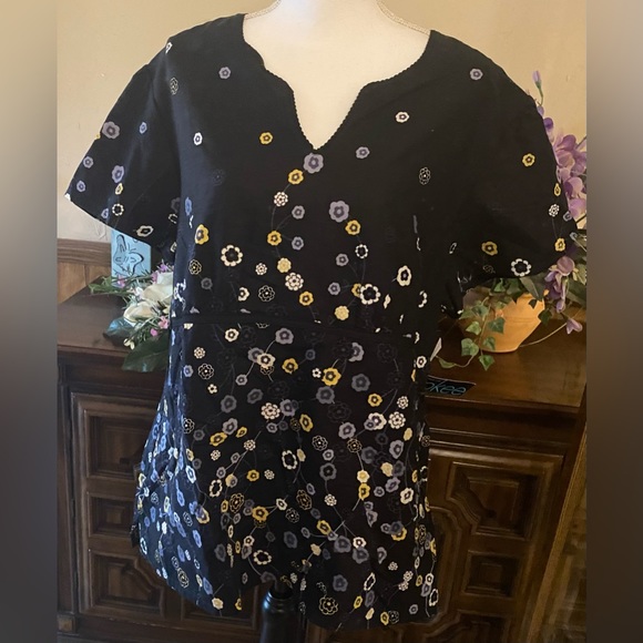 New scrub set  size 2xl - Picture 4 of 7